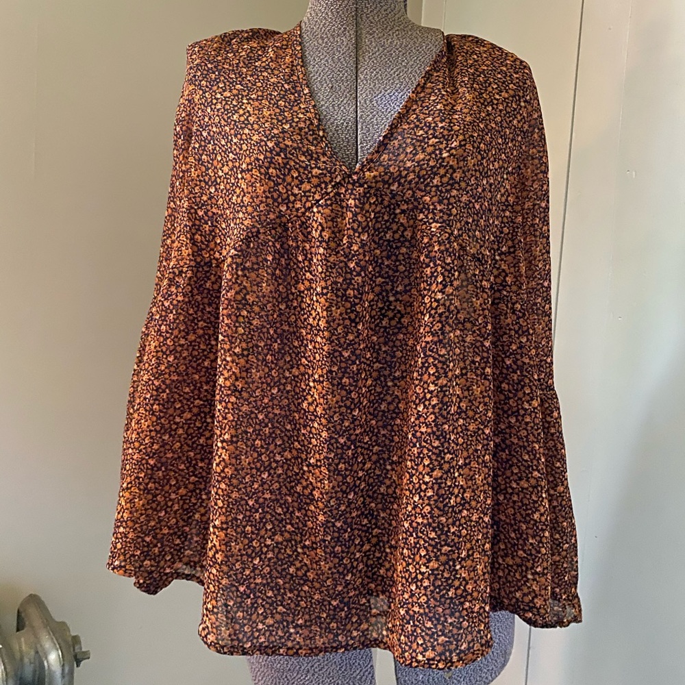 Floral Bell-Sleeve Drop Back Sheath